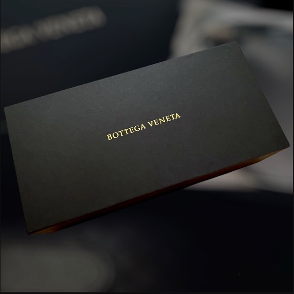 🔥NEW!! BOTTEGA VENETA 53mm Core Oversized Cat Eye Sunglasses BEAUTIFUL! 45% off - Picture 5 of 8